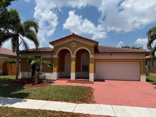 2112 NE 40th Rd, Homestead, FL 33033