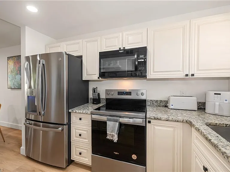 501 Forest Lakes Blvd #111 — Photo 10