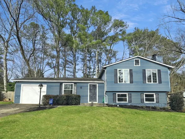 850 Waterbrook Ct, Roswell, GA 30076