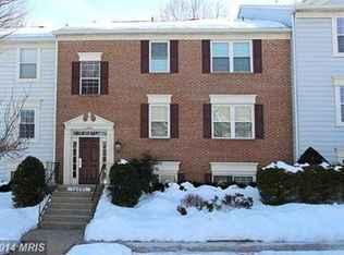 12001 Golf Ridge Ct APT 201, Fairfax, VA 22033