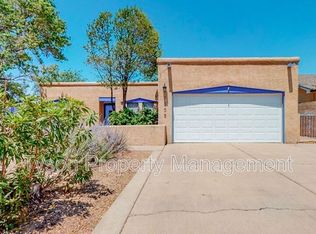 7305 Mayflower Rd NE, Albuquerque, NM 87109