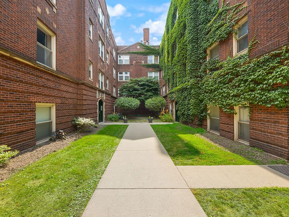 1st image of 3456 N Janssen Ave APT G3