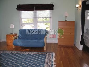 1st image of 903 7th St APT 17