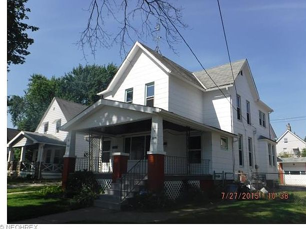 1st image of 3878 W 18th St