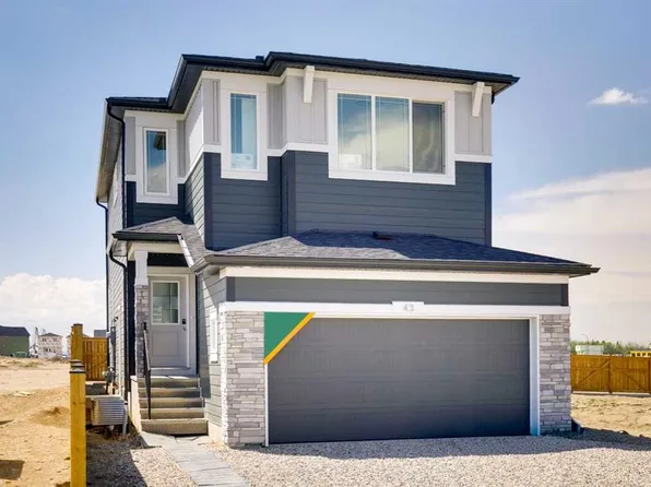 43 E Verdure Gate SW, Calgary, AB T2Y 1C4