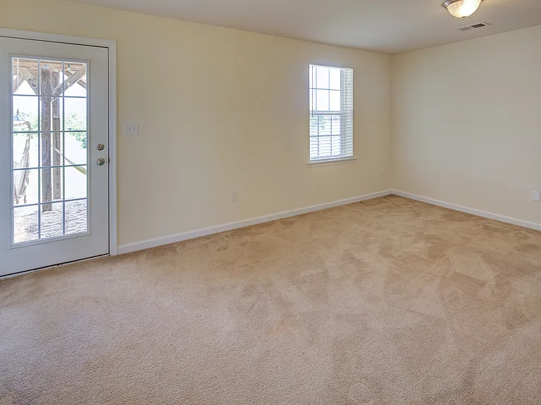 961 Lissicasey Loop — Photo 4