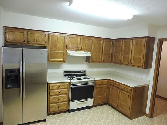 5th image of 1645 Kansas Ave