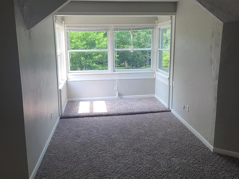 316 Stuart Ave #9 — Photo 5