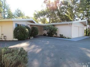 2893 Scotts Right Of Way, Sebastopol, CA 95472