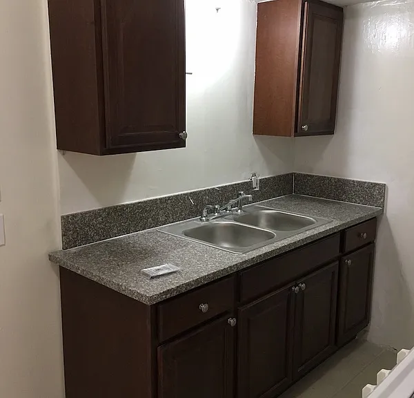 21 Westminster Ave #106 — Photo 3
