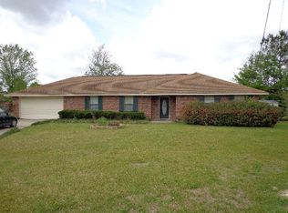 609 Birdie Cir, Picayune, MS 39466
