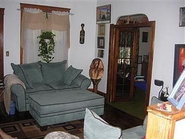 3rd image of 6008 Engel Ave
