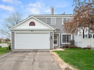 1817 Southcross Dr #2904, Burnsville, MN 55306