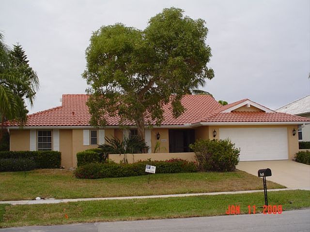 Freshly painted home in the river area of beautiful Marco Island, FL.