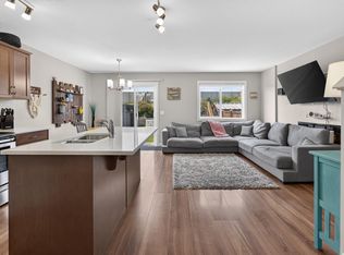 3520 9th St NW, Edmonton, AB T6T1A2
