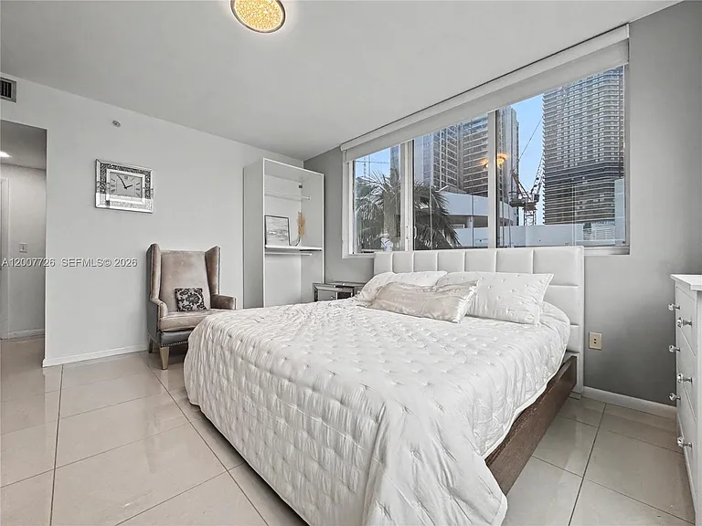 253 NE 2nd St #1003 — Photo 15