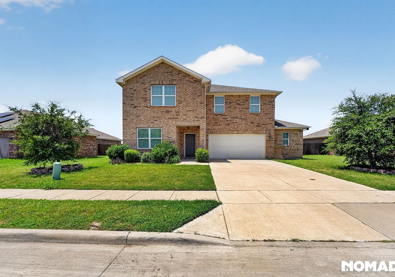5 Bedroom Single Family Home in Glenn Heights — Photo 1