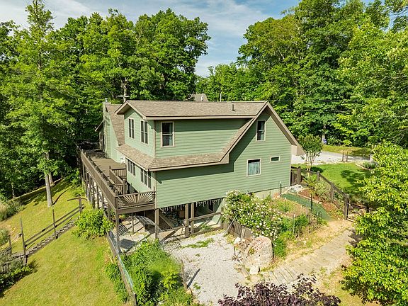 15th image of 4550 Southgate Rd