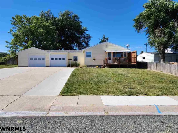 3 Toluca Ln, Gering, NE 69341