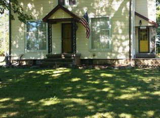 1560 W Rolston Rd, Linden, MI 48451