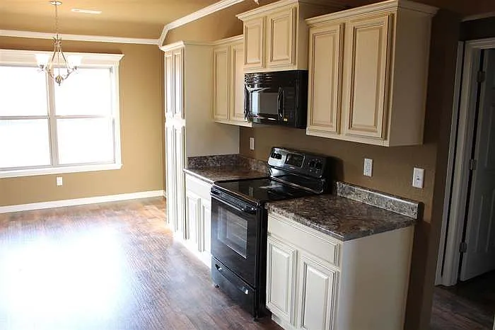 159 Harvick Cir — Photo 7