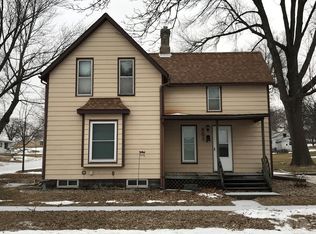 802 Wilson St, Tama, IA 52339