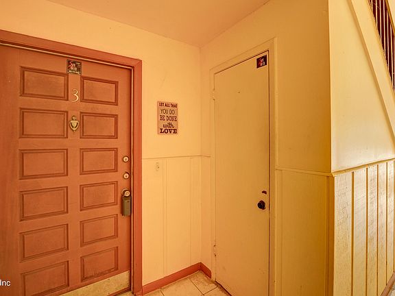 3rd image of 6551 LA MIRADA Drive W #3