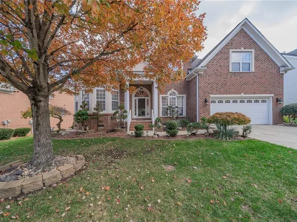 1965 Waterford Village Dr, Clemmons, NC 27012