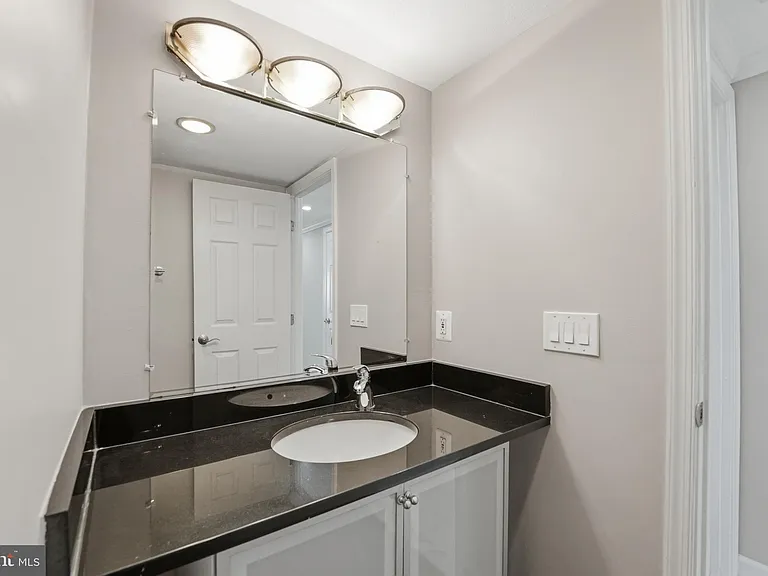 6101 Edsall Rd #1402 — Photo 15