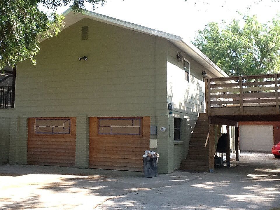 2nd image of 1207 32nd Street Ct E
