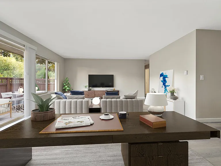 Brittany House Apartments — Photo 2