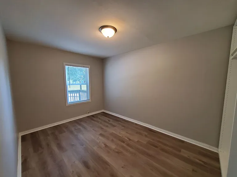 112 Fairbanks St NE — Photo 18