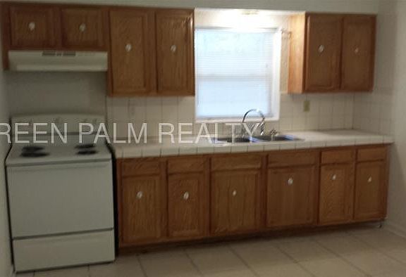 5th image of 2255 Kingston St