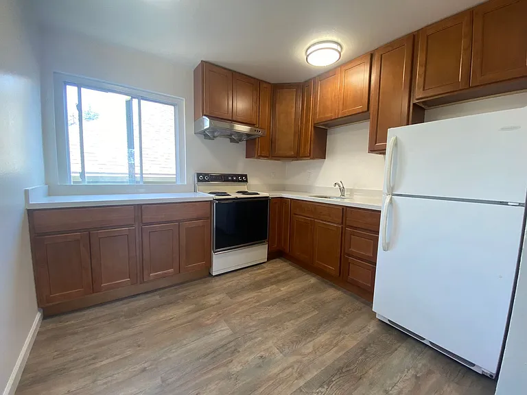 2199 Grant Street — Photo 5