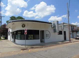 237 Lafayette St, Gretna, LA 70053