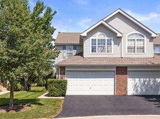 5432 Teaberry Ct, Rolling Meadows, IL 60008