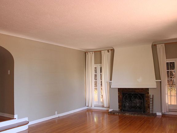 Living area, fireplace