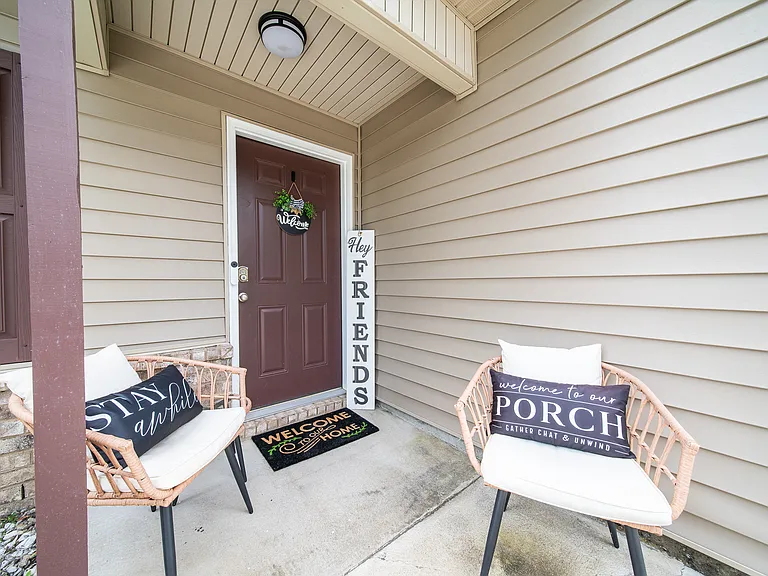 5788 Sandy View Dr — Photo 3