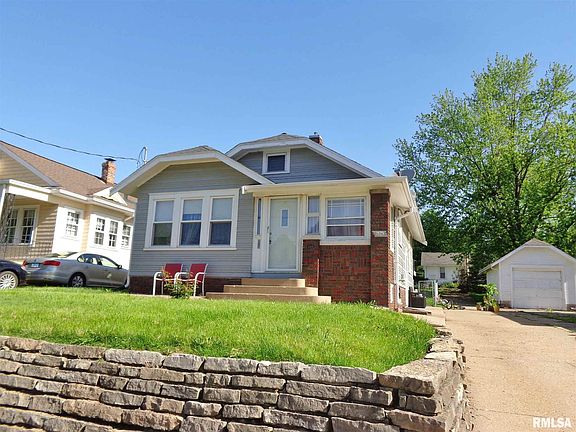 3rd image of 1125 W Gilbert Ave