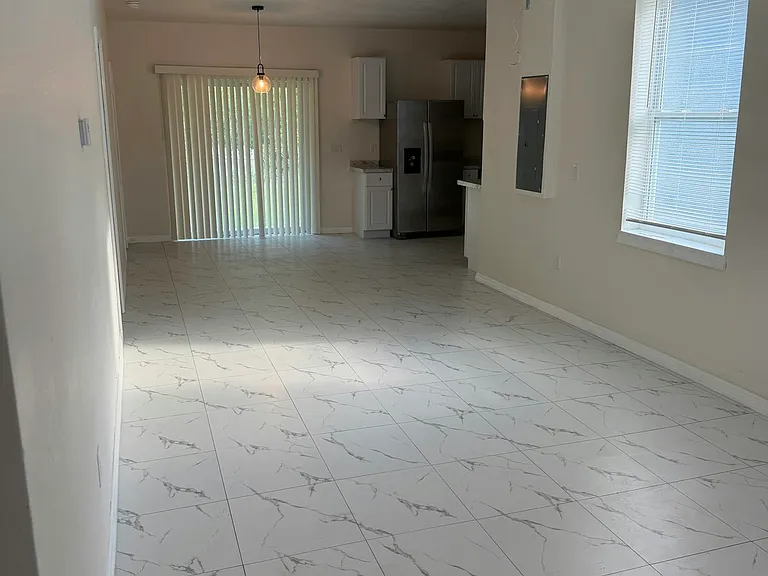 6501 E 24th Ave #1 — Photo 2