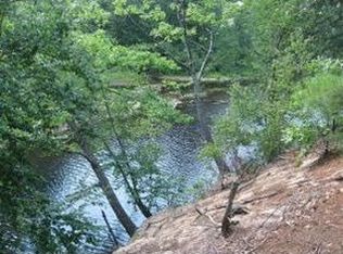 31 Holt Rd, Epping, NH 03042