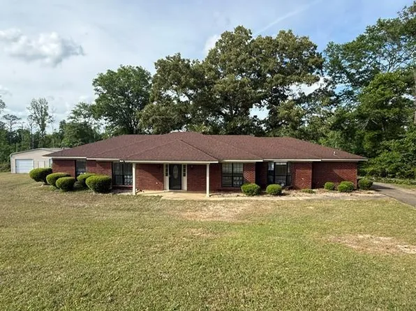 116 Pine St #D, Troy, AL 36081