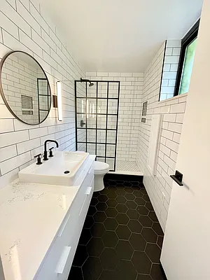 Rented by Tabak Real Estate | media 8