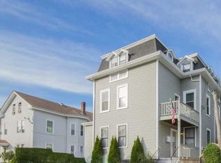 5 Clinton Ave, Newport, RI 02840
