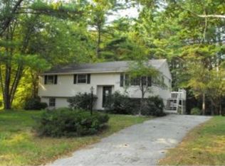 3 Derry St, Merrimack, NH 03054