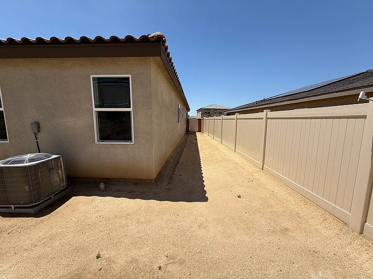 7556 Nectarsweet Dr — Photo 27