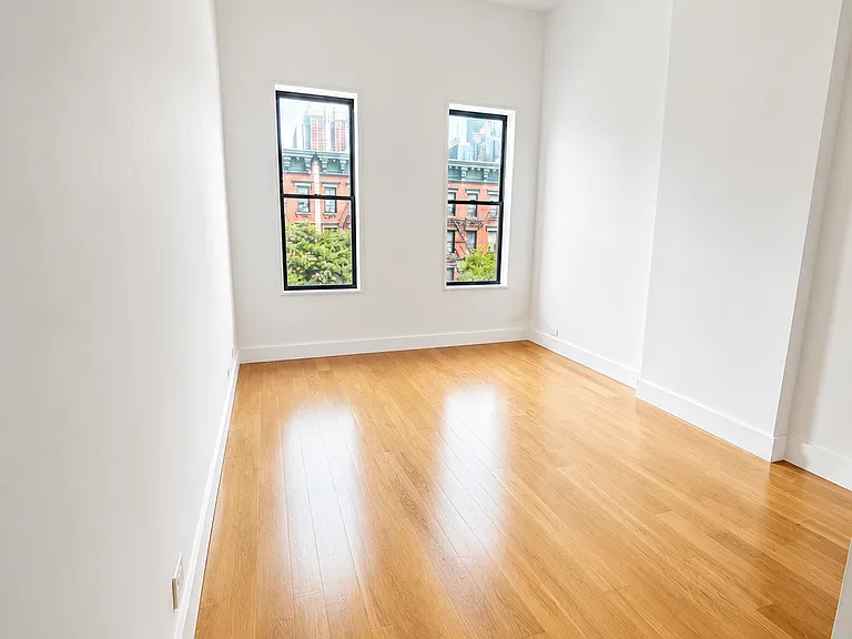 659 10th Ave #4AA — Photo 9