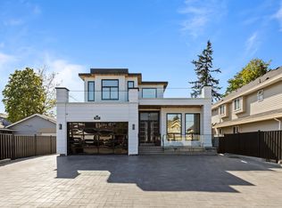 10851 130th St, Surrey, BC V3T3L9