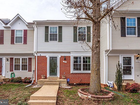 2nd image of 241 Finchingfield Ct