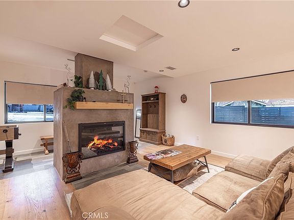 3rd image of 259 Victoria Ln